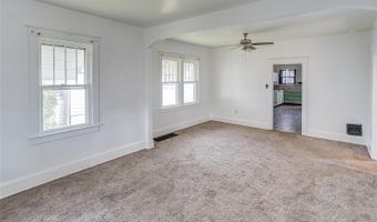 29 E Elm St, Alton, IL 62002