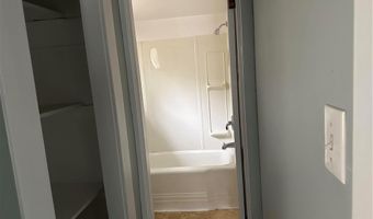 1116 S Barrington Ave, Los Angeles, CA 90049