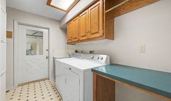 7 Congleton Ln, Bella Vista, AR 72714