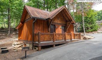 ES71 Twisted Oak Path, Banner Elk, NC 28604