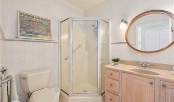 18 STARFISH Dr, Narragansett, RI 02882