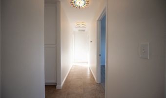 12794 Navajo Rd, Apple Valley, CA 92308