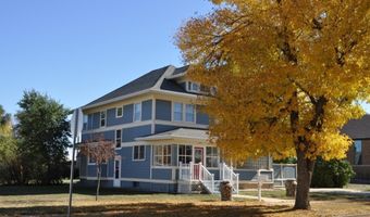 400 2nd Ave W, Lemmon, SD 57638