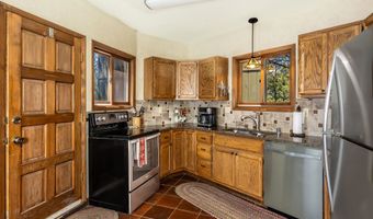 253 Saladon Rd, Angel Fire, NM 87710