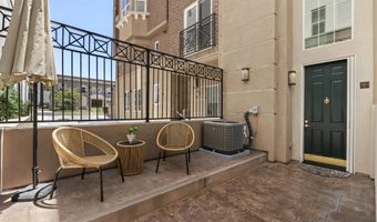 350 Nutmeg St 105, San Diego, CA 92103