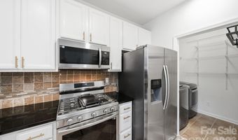 643 Raphael Pl, Charlotte, NC 28205