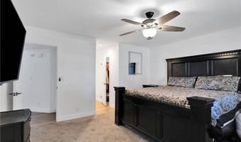 11722 Oak St, Apple Valley, CA 92308