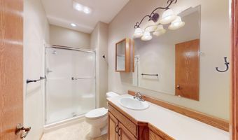 1802 Crystal Dr, Albert Lea, MN 56007