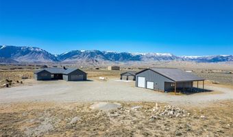 5 Cowboy Dr, Clark, WY 82435