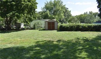 225 King St, Baldwin City, KS 66006
