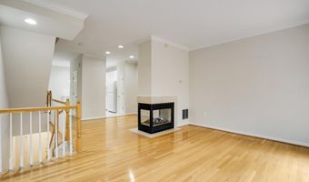 6490 TAYACK Pl, Alexandria, VA 22312