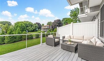 100 Algonquin Rd 5, Narragansett, RI 02882