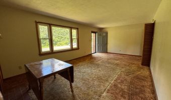 888 Oakville Rd, Appomattox, VA 24522