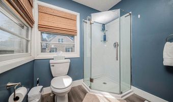 111 Moyne Dr, Abilene, KS 67410