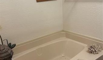 56677 E Brewer Rd, Afton, OK 74331