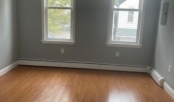 14 MEADOW St, Bayonne, NJ 07002
