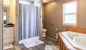 928 McBride St Ext, Ailey, GA 30410