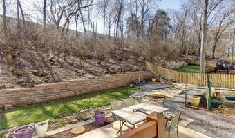 564 Woodlyn Xing, Ballwin, MO 63021