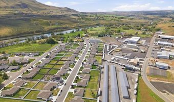1518 Willow Way, Benton City, WA 99320