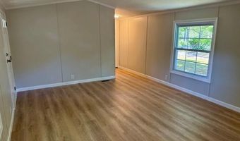 28 Airport Rd, Coventry, RI 02816
