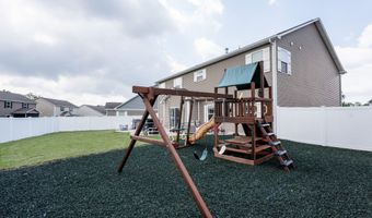 1661 Devonshire Ave, Avon, IN 46123