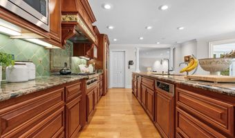32 Kensington Ct, Alamo, CA 94507