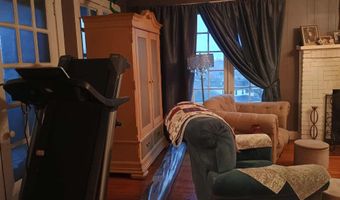 106 Ruskin Dr, Altoona, PA 16602