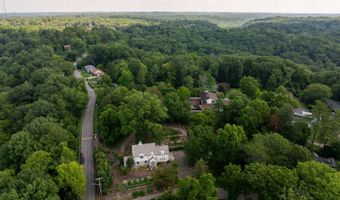 1 Northwood Dr, Athens, OH 45701