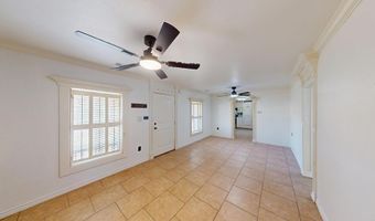 706 SW 2nd St S, Andrews, TX 79714