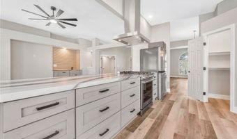 5121 Burr Oak Dr, Las Vegas, NV 89130