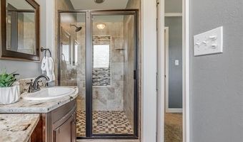 1621 Lariat Dr, Bartlesville, OK 74006