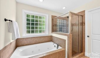 1333 Woodland Dr, Charlotte, NC 28205