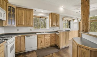 244 BLACK MOUNTAIN Ln, Alpine, WY 83128