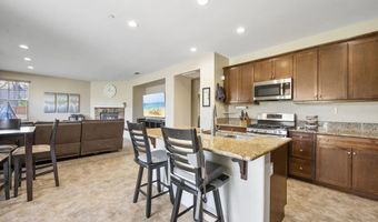 2928 Burnet Dr, Escondido, CA 92027