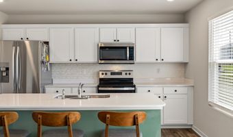 605 Ellis Cir, Adel, IA 50003