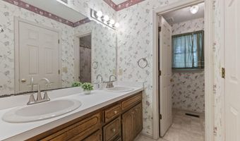 316 Kinnis Creek Dr, Angier, NC 27501