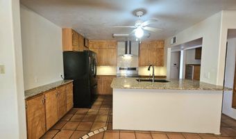 876 S La Mesa Dr, Benson, AZ 85602