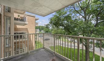2600 INDIAN Dr 2C, Alexandria, VA 22303