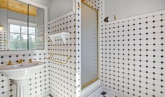 92 Sandia Cyn, Arroyo Hondo, NM 87513