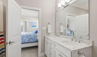 2800 W Ft Macon Rd 52, Atlantic Beach, NC 28512