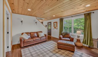 48 Meadow Ln, Campton, NH 03223