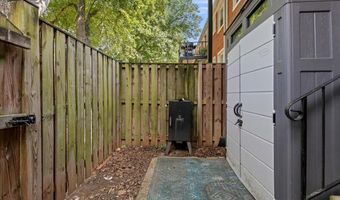 2833 S WAKEFIELD St C, Arlington, VA 22206