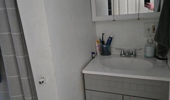 34 Winter St, Bangor, ME 04401