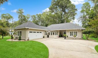 13 Greenwood Dr, Bluffton, SC 29910