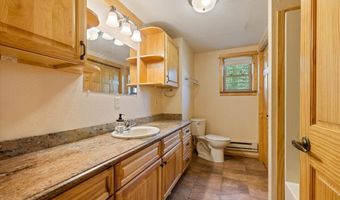 522 S 3rd St, Aurora, MN 55705