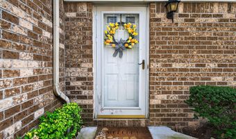 905 Madaline Dr 905, Avenel, NJ 07001