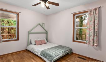 7 Wilson Creek Dr, Asheville, NC 28803