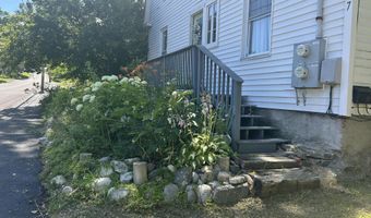 7 Anderson St, Belfast, ME 04915