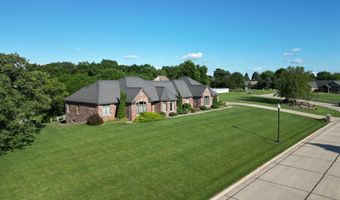 2702 Country Oaks Dr, Atlantic, IA 50022