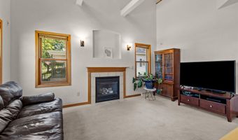 301 E HARRISON St, Appleton, WI 54915